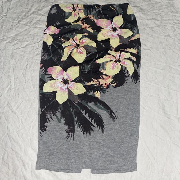 NWT! ASOS Hawaiian Floral Print Maxi Midi Pencil Skirt Size 8 Back Slit - Picture 2 of 9